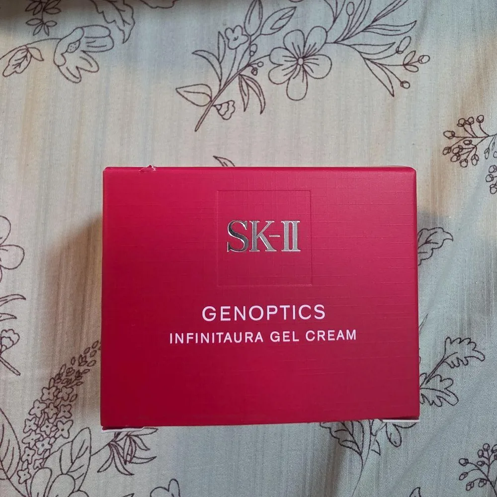 SK-II ジェノプティクス インフィニットオーラ ジェルクリーム 50g