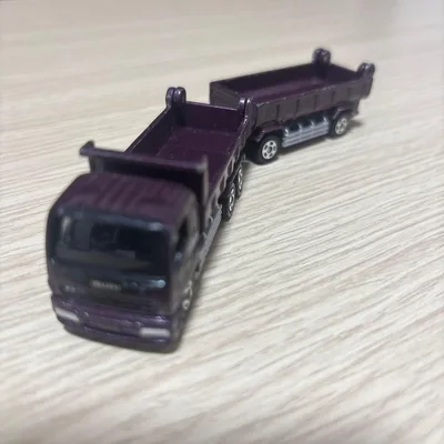 トミカ 廃盤 No.127 いすゞ ギガ フルトレーラー ダンプ