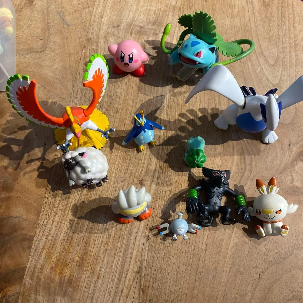 ポケモンフィギュア値下げ