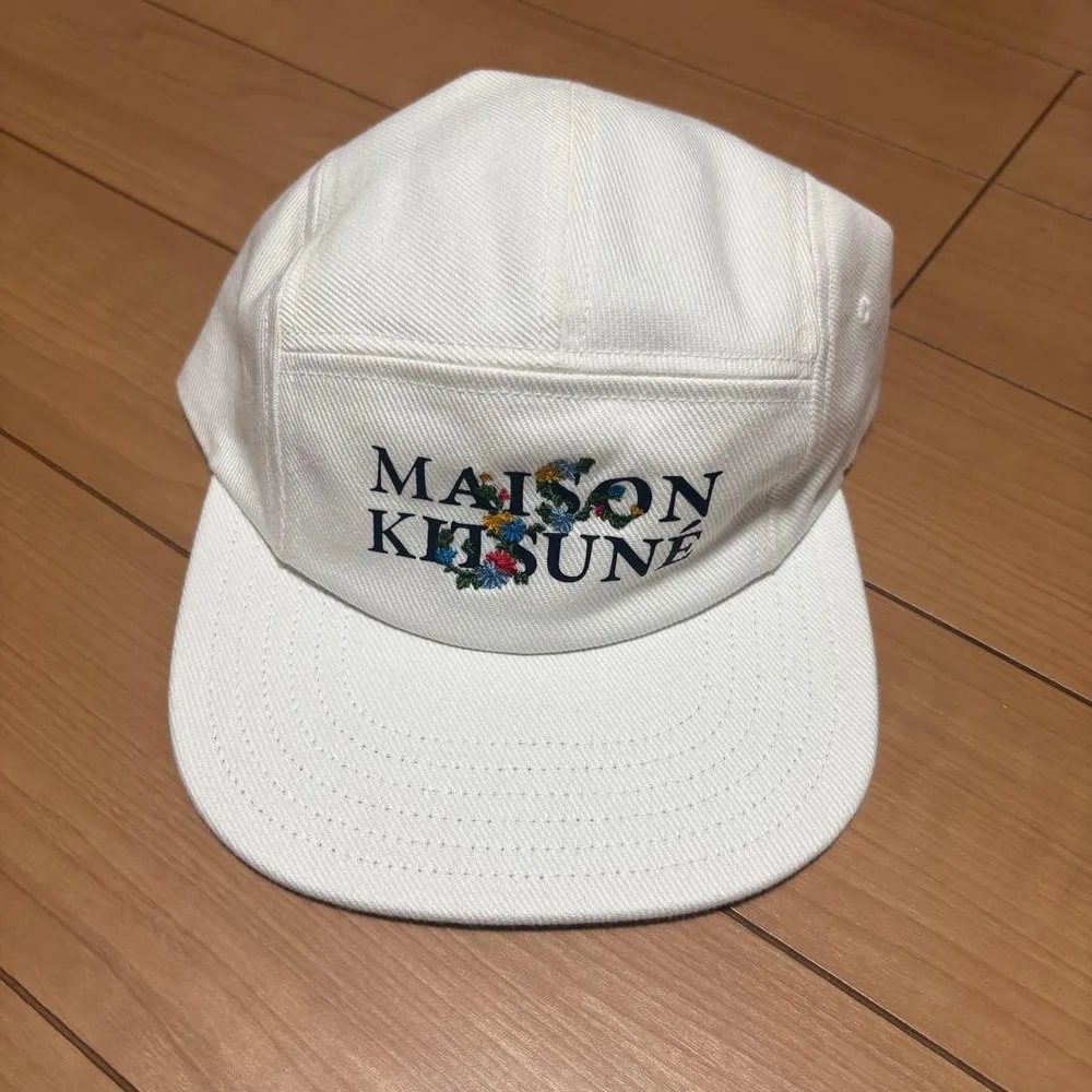 MAISON KITSUNE 帽子 ユニセックス