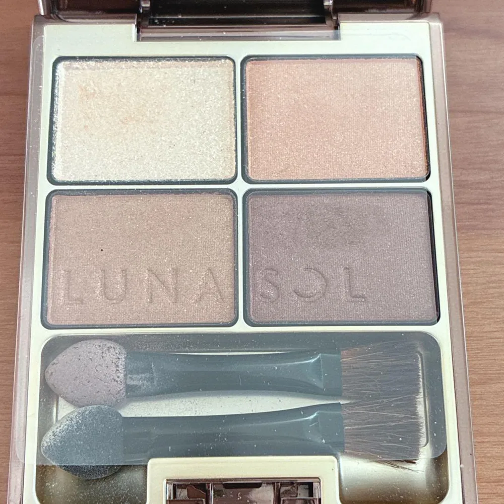 LUNASOL ルナソル スキンモデリングアイズ 02 ラメ アイシャドウ 4色