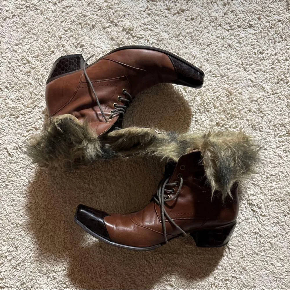 TORNADO MART crocodile fur boots archive