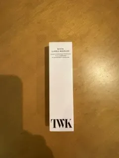 新品 未開封 TWKシン アイラッシュセラム