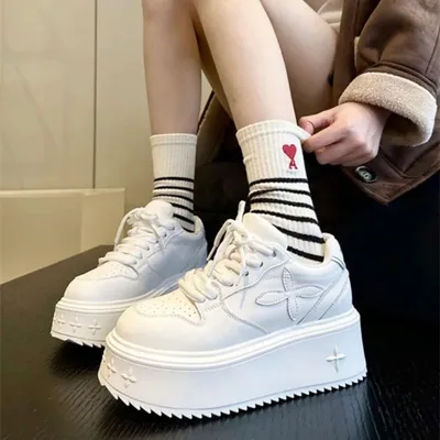 【新品】 厚底 スニーカー ホワイト 韓国 Y2K 脚長 24.5cm