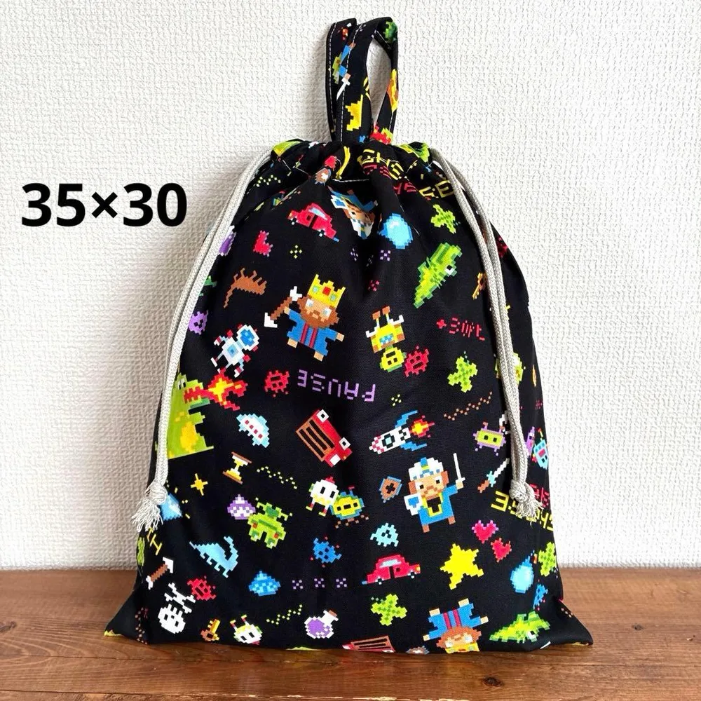 35×30cmお着替え袋<くろ×ドット絵>体操着袋 持ち手つき巾着袋男の子女の子