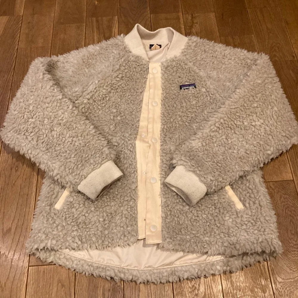 Patagonia キッズ ボアジャケット M 10