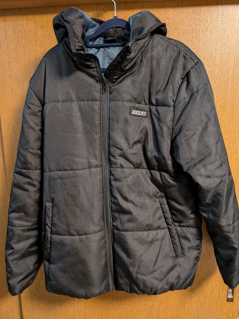 QUIKSILVER ダウンジャケット ブラック