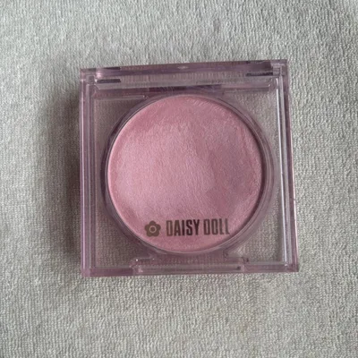 DAISY DOLL パウダー ブラッシュ ブルーム 04