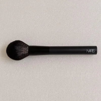 NARS ブロンザー セッティングパウダーブラシ #14