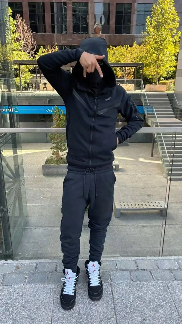 NIKE テックフリース 旧モデル M 黒 UK US DRIP