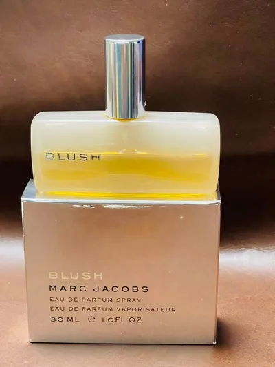 廃盤 マークジェイコブス ブラッシュ オードパルファム 30ml