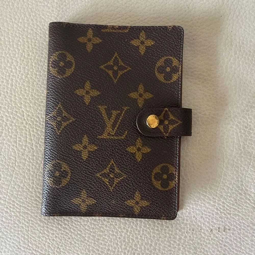 LOUIS VUITTON ルイヴィトン スケジュール帳&手帳