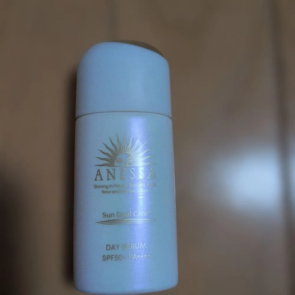 ANESSA デイセラム 日中用乳液 化粧下地 SPF50+ PA++++