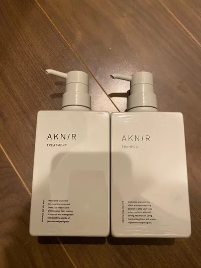AKNIR 薬用ヘアシャンプー&トリートメント セット