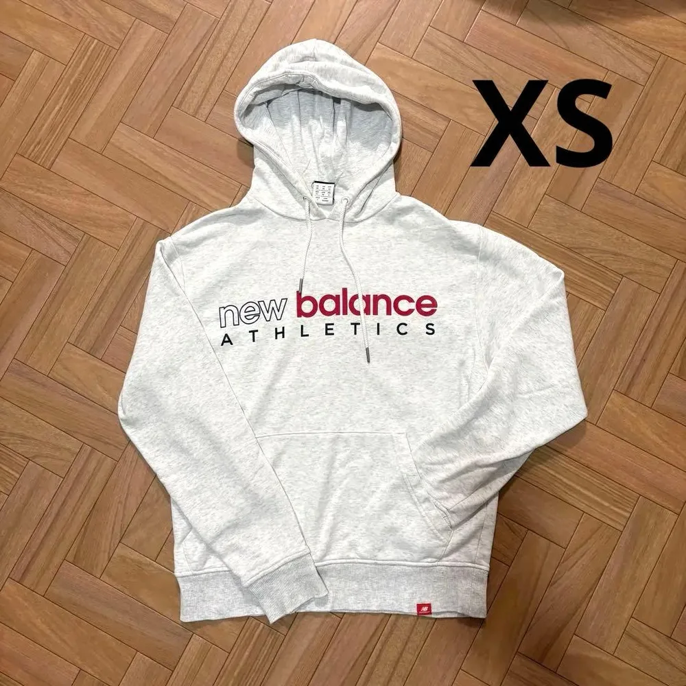 【new balance】 ニューバランス メンズパーカー XS