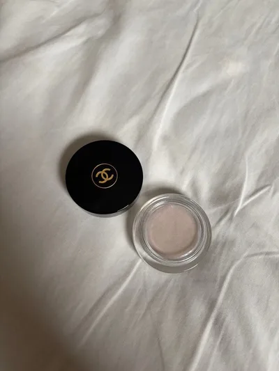 CHANEL グロス ルミエール ミロワール ドー アイシャドウ