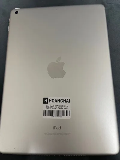 Apple iPad 第5世代 32GB シルバー 本体