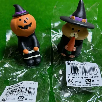 コンコンブル DECOLE フィギュア ハロウィン 腰掛け かぼちゃ 魔女