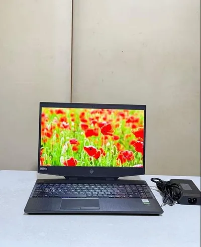 HP OMEN 15-DH i7 10750H RTX2070 SUPER