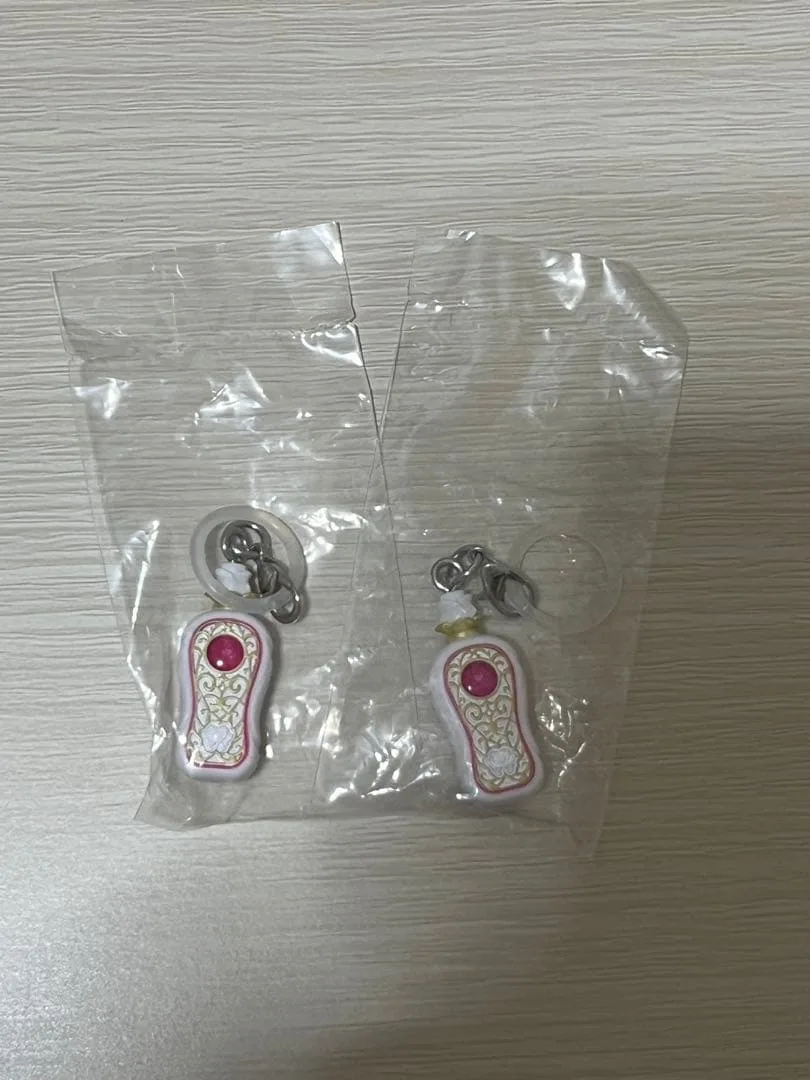 プリキュアオールスターズ 変身めじるしアクセサリー ココロパフューム 2個セット