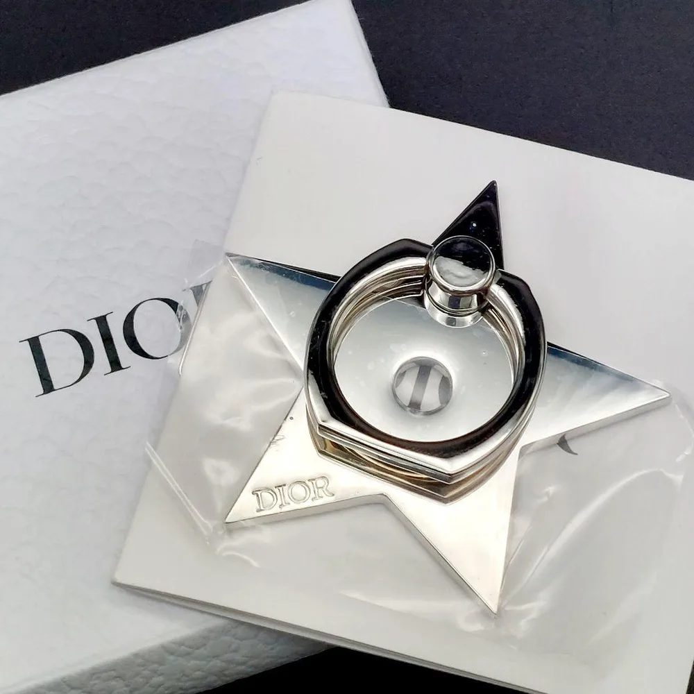 【新品未使用】クリスチャンディオール Dior 星型 スマホリング メタル