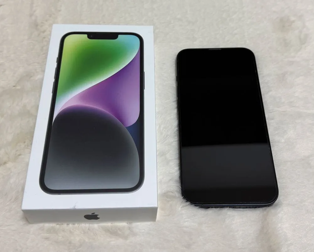 Apple iPhone 14 256GB ミッドナイト 美品