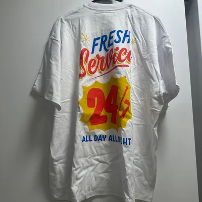 FreshService S/S TEE ALL DAY ALL NIGHT