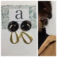 1054 2way☺︎レトロ柄のブラックゴールドピアス×変形フープ☺︎