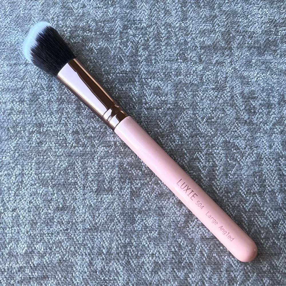 LUXIE チークブラシ 504 斜めカット