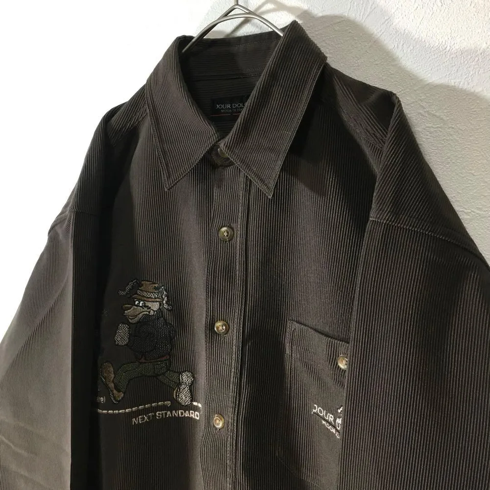 【個性派古着】長袖デザインシャツ コーデュロイ こげ茶 犬刺繍入り メンズ L