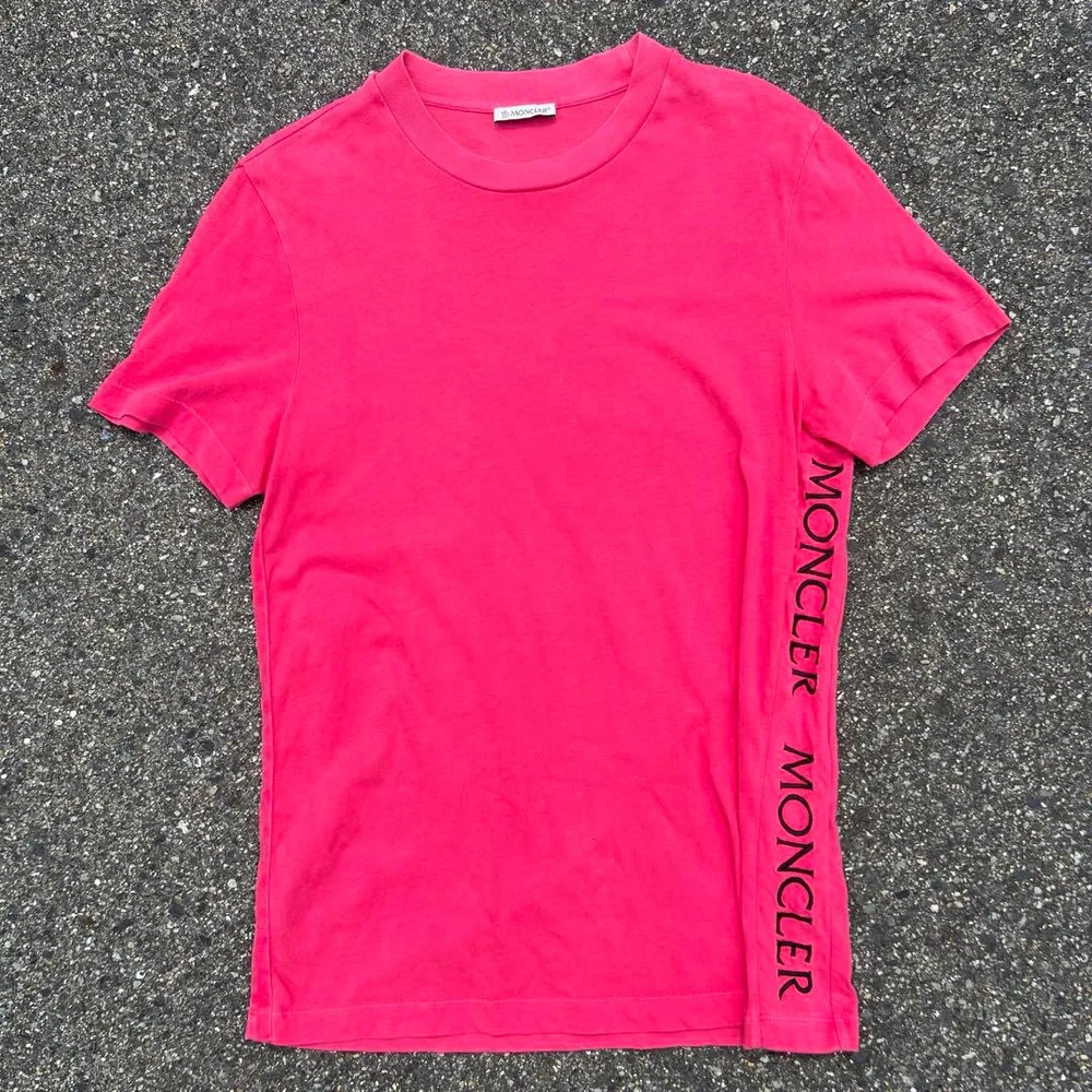 MONCLER モンクレール Y2K 半袖Tシャツ ピンク 刺繍ロゴ 平成