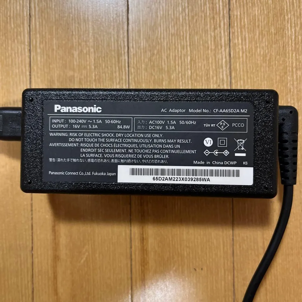 Panasonic ACアダプター CF-AA65D2A M2