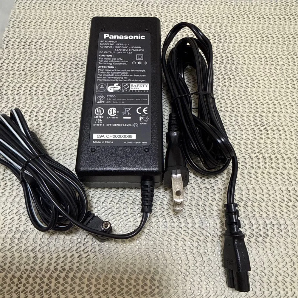 Panasonic ACアダプター PFAP1017 本体