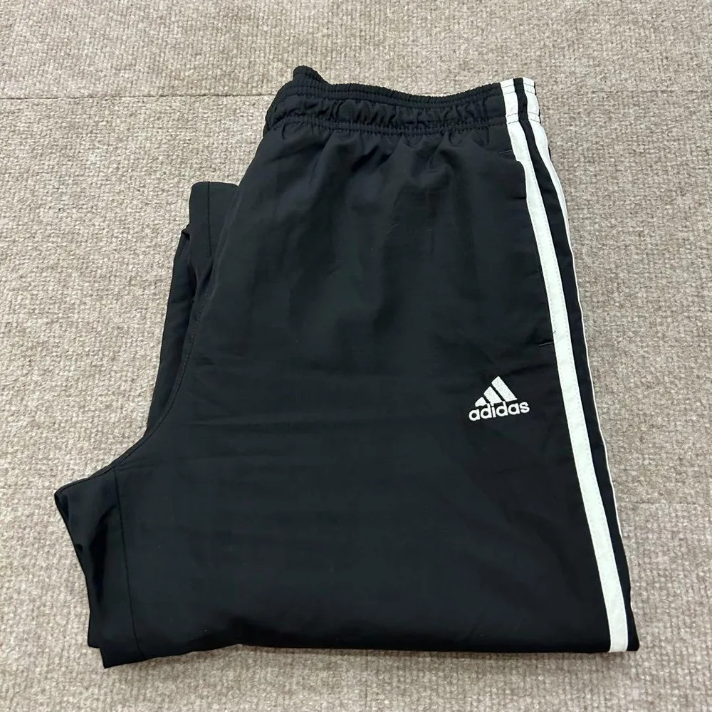 【SB506】 adidas ナイロンパンツ サイズM ブラック 黒