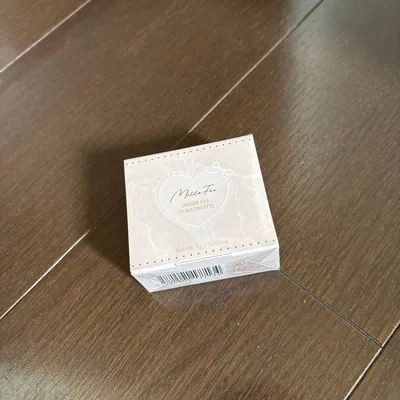 ⭐︎新品未使用未開封⭐︎ミルフィーぷくぷく涙袋パレット 02ストロベリーピンク