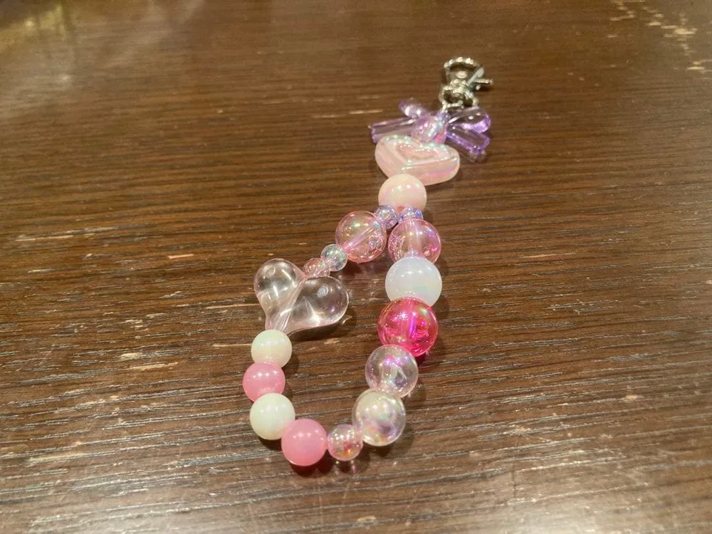 ハンドメイド ピンク&パープル ビーズキーホルダー
