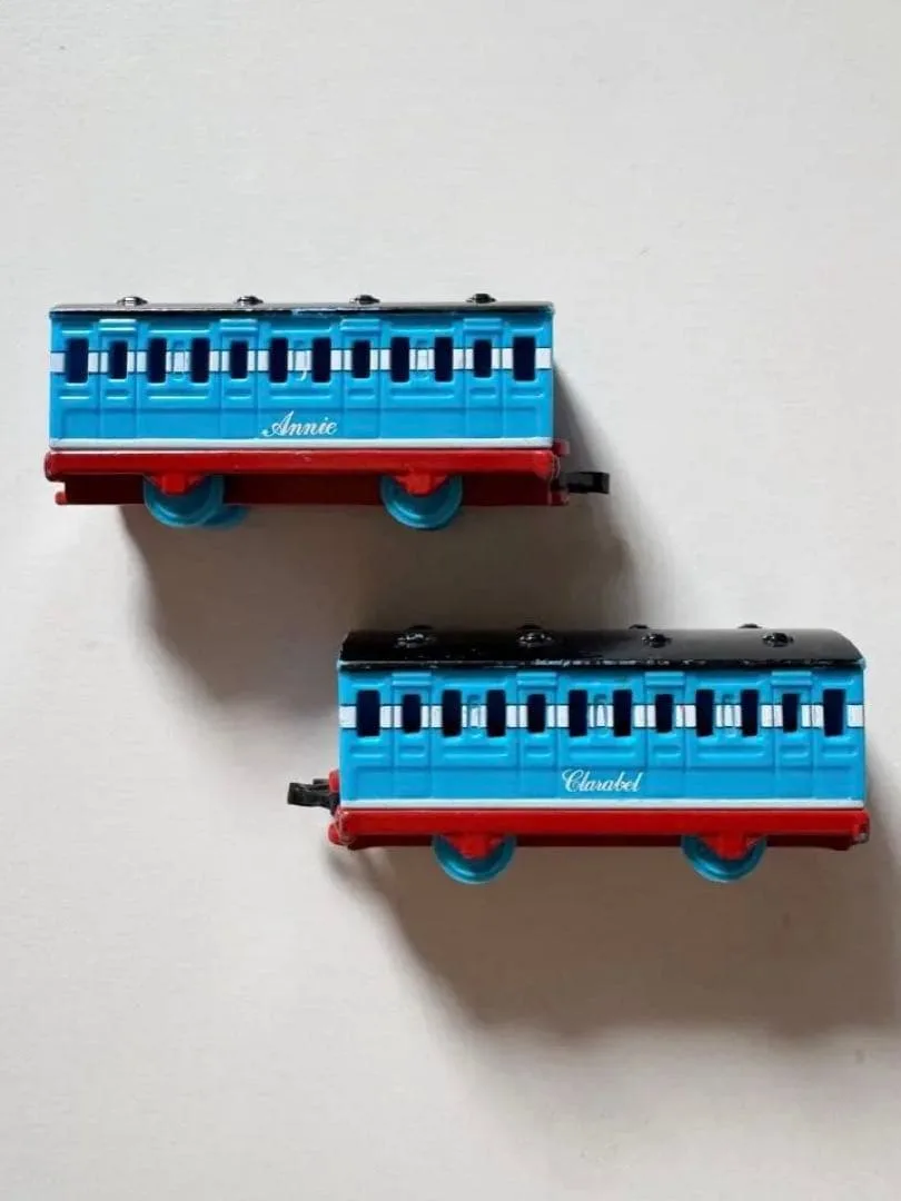 トミカ トーマス アニー クララベル