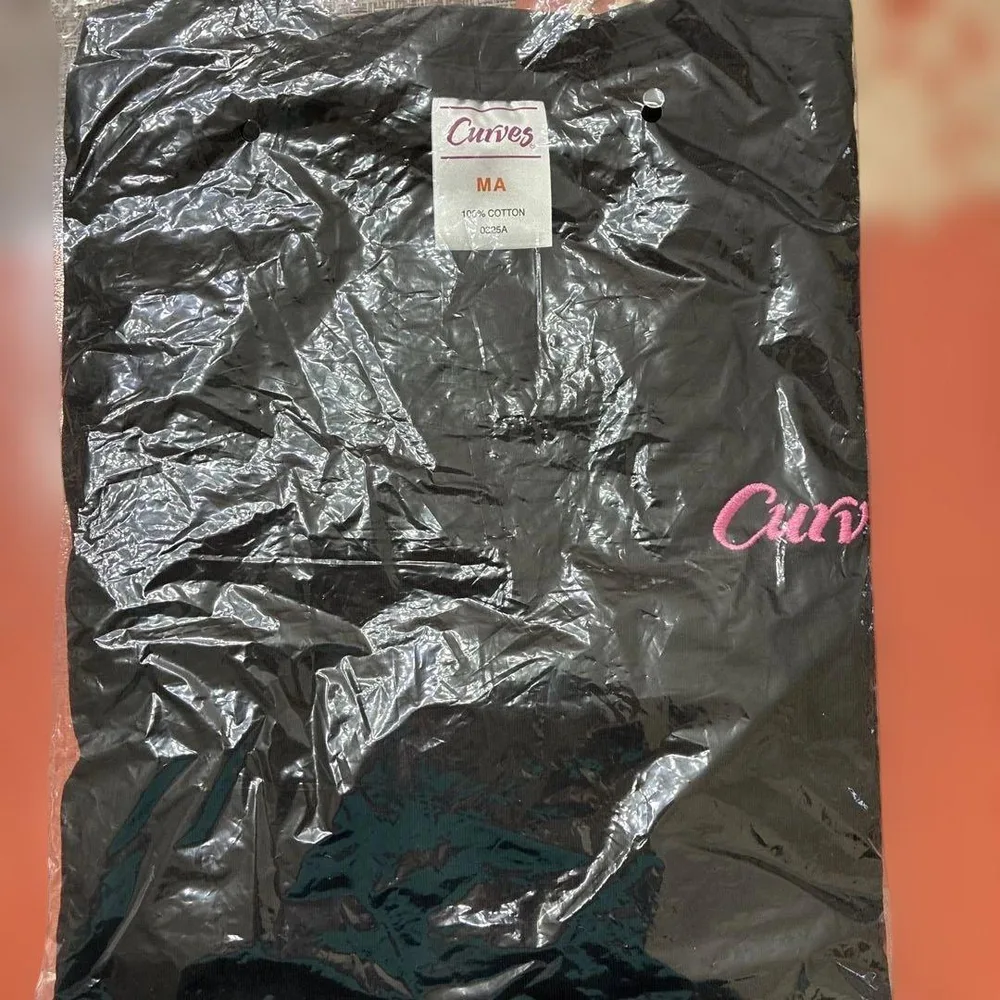 Curves Tシャツ ブラック MAサイズ