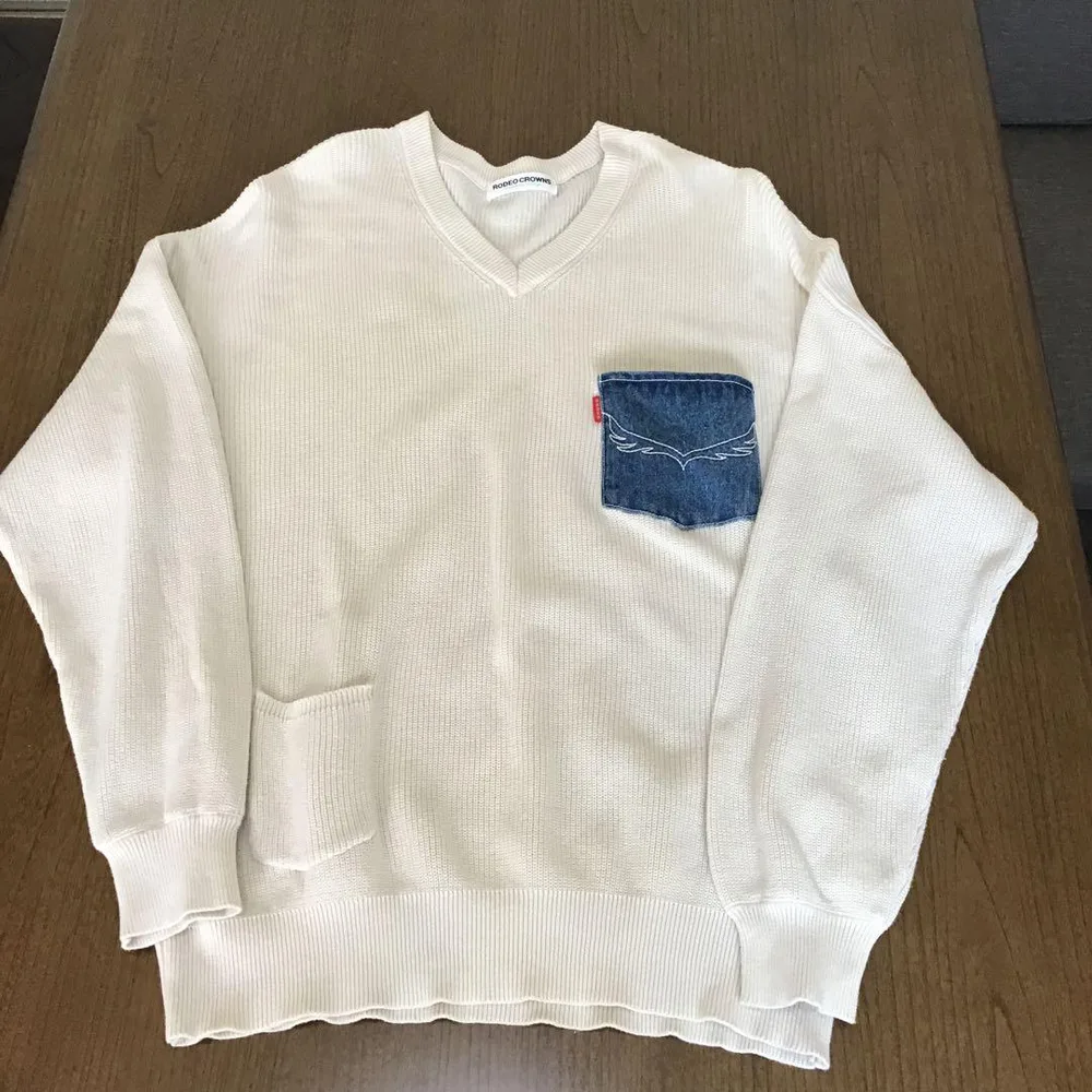 【極美品】ロデオクラウンズ デニムポケット付き Vネックニット ホワイトFree