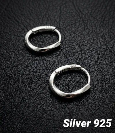 シルバー925 フープ ツイスト シンプル ピアス ユニセックス 両耳用