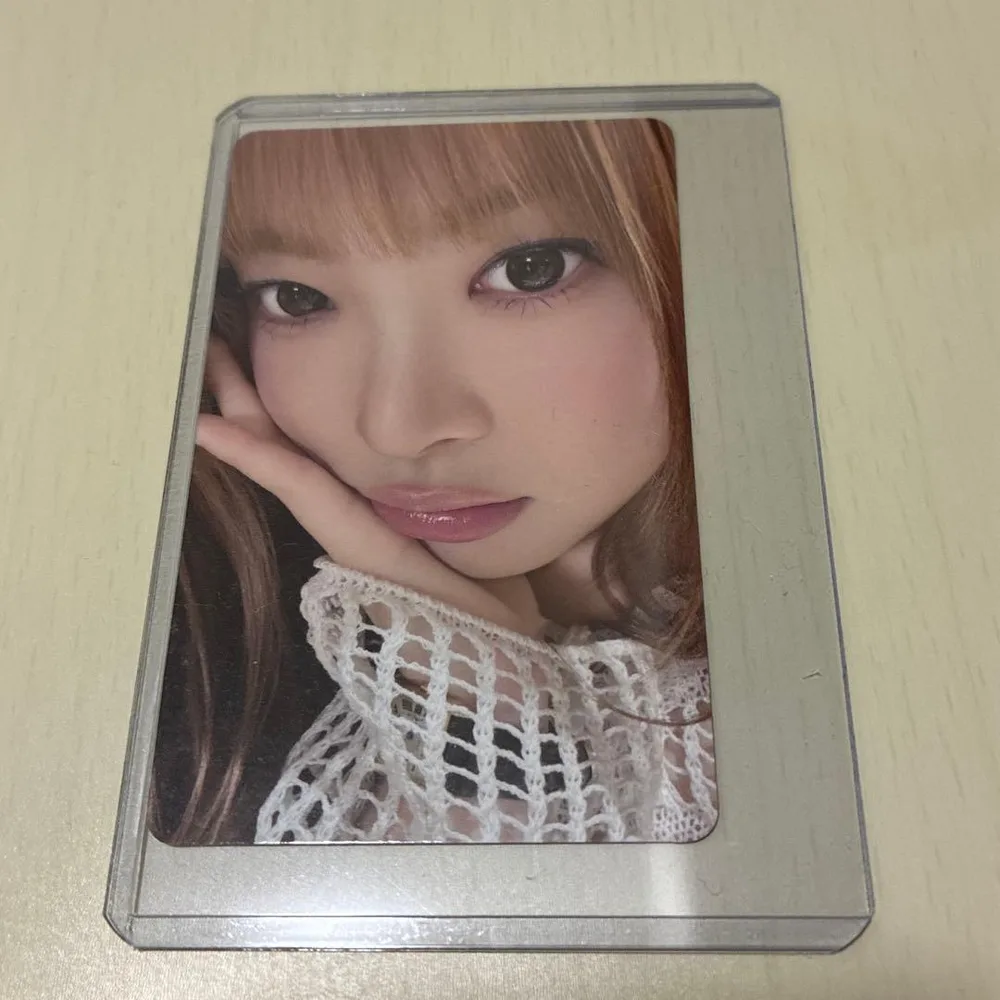 LE SSERAFIM PUREFLOW FC特典 ウンチェ トレカ
