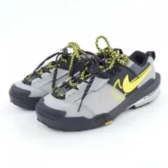 サカイ × ナイキ ゼガマドーム NIKE SACAI