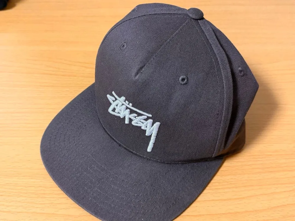 Stussy キャップ ブラウン 131706