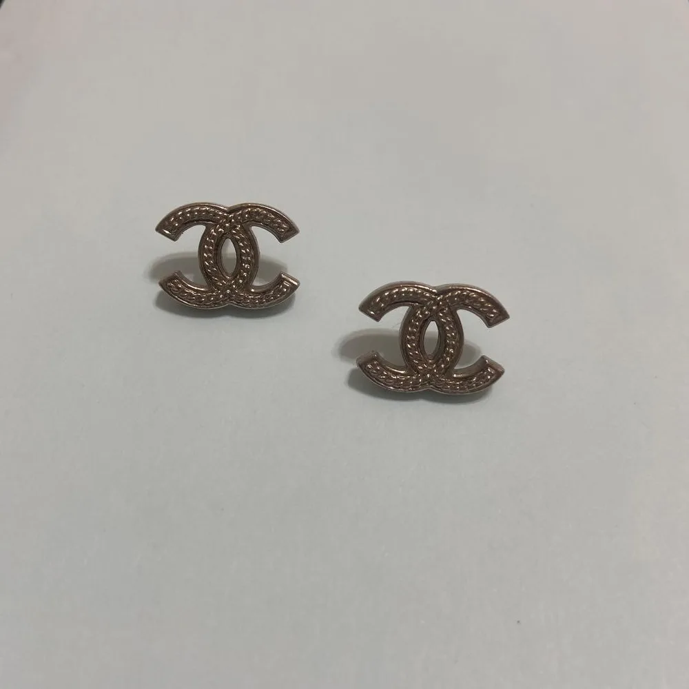 CHANEL ココマーク ピアス 両耳用 ロゴピアス シャネル