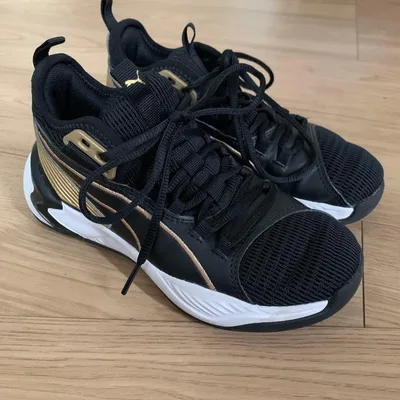 PUMA バスケットシューズ バッシュ ブラック ゴールド 19cm キッズ