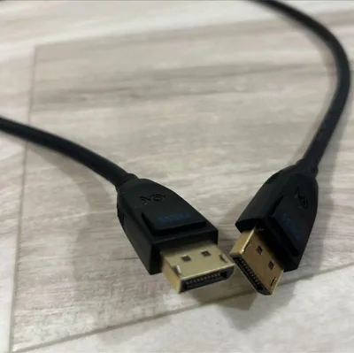DisplayPort ケーブル 本体