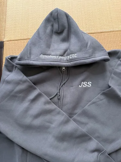 値下げ✴︎JSS 2024 Grand Championship パーカー L✴︎