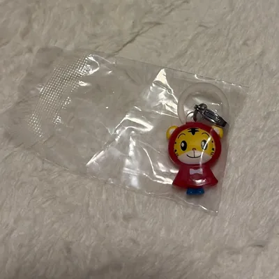 新品未開封 しまじろう めじるしアクセサリー ガチャガチャ