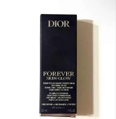 DIOR フォーエヴァーフルイドスキングロウ 1N ニュートラル 30mL