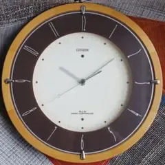CITIZEN 電波掛時計 8MY411-0 木枠 ★ ジャンク品